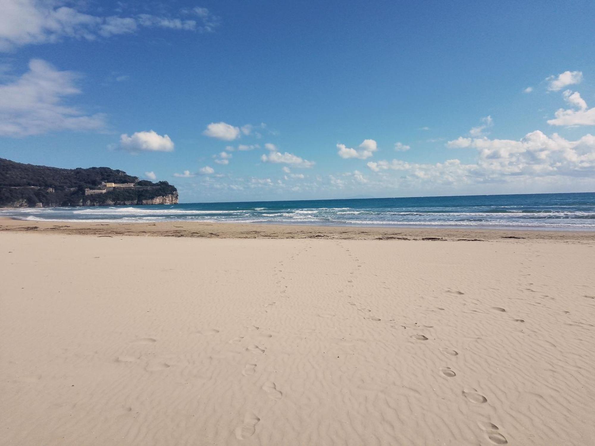 Casa Vacanza Donna Rosalia Gaeta Luaran gambar