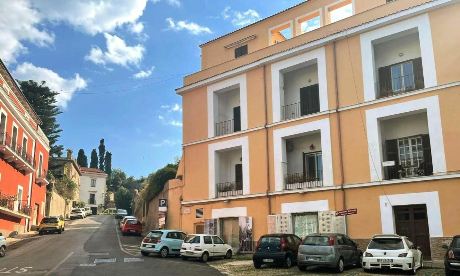 Casa Vacanza Donna Rosalia Gaeta Luaran gambar